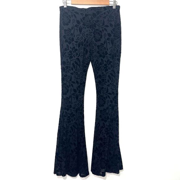 Forgiveness Floral Velvet Burnout Super Flare Pant - Black M - Picture 2 of 7
